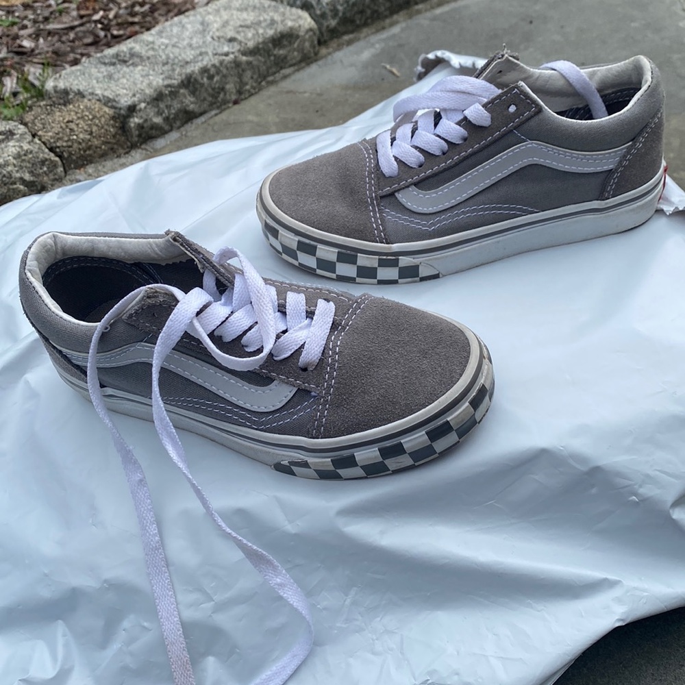 Vans old skool gray suede sneakers with checkerboard size kids 13